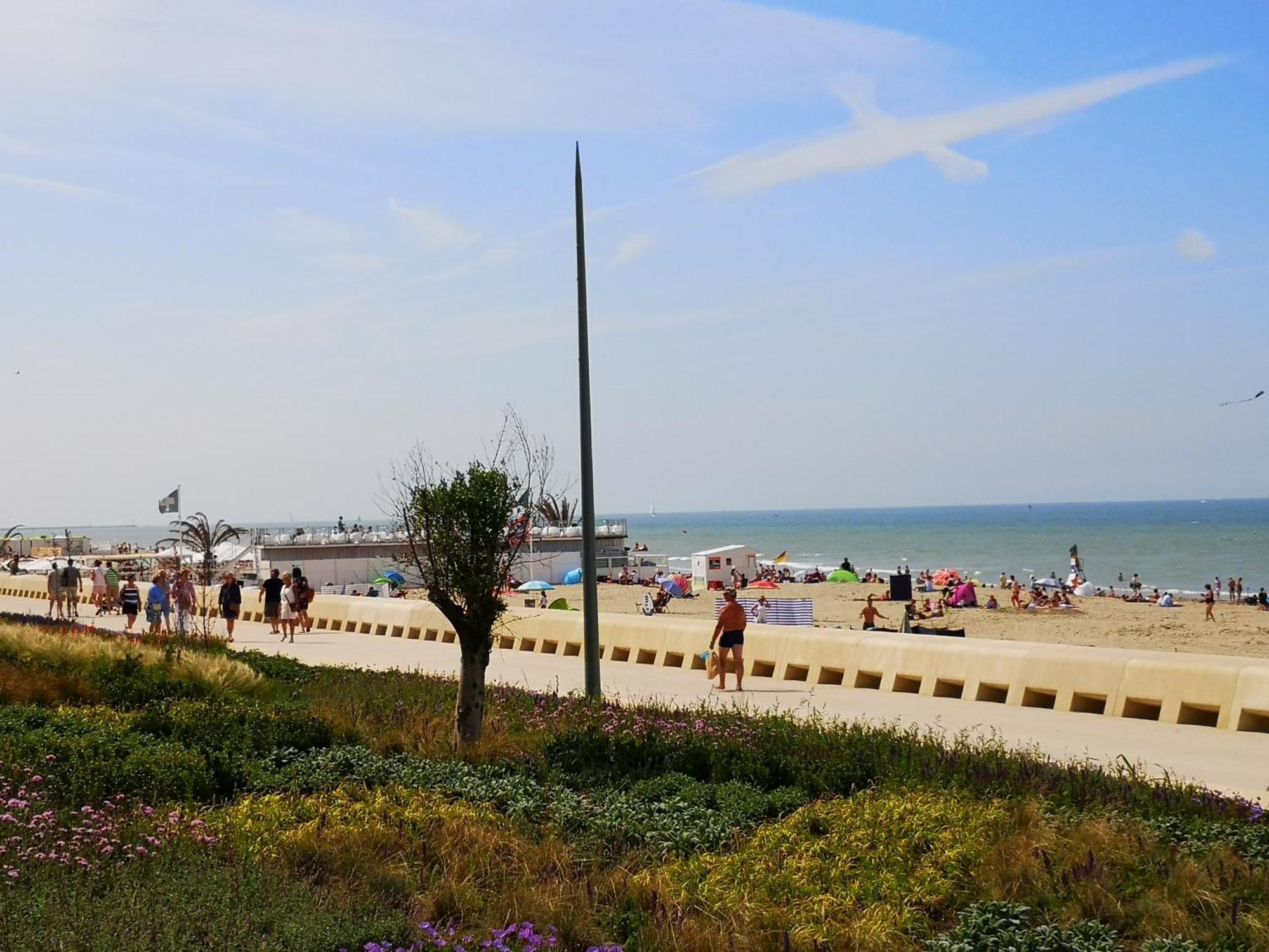Westeinders Sea View Middelkerke Buitenkant foto